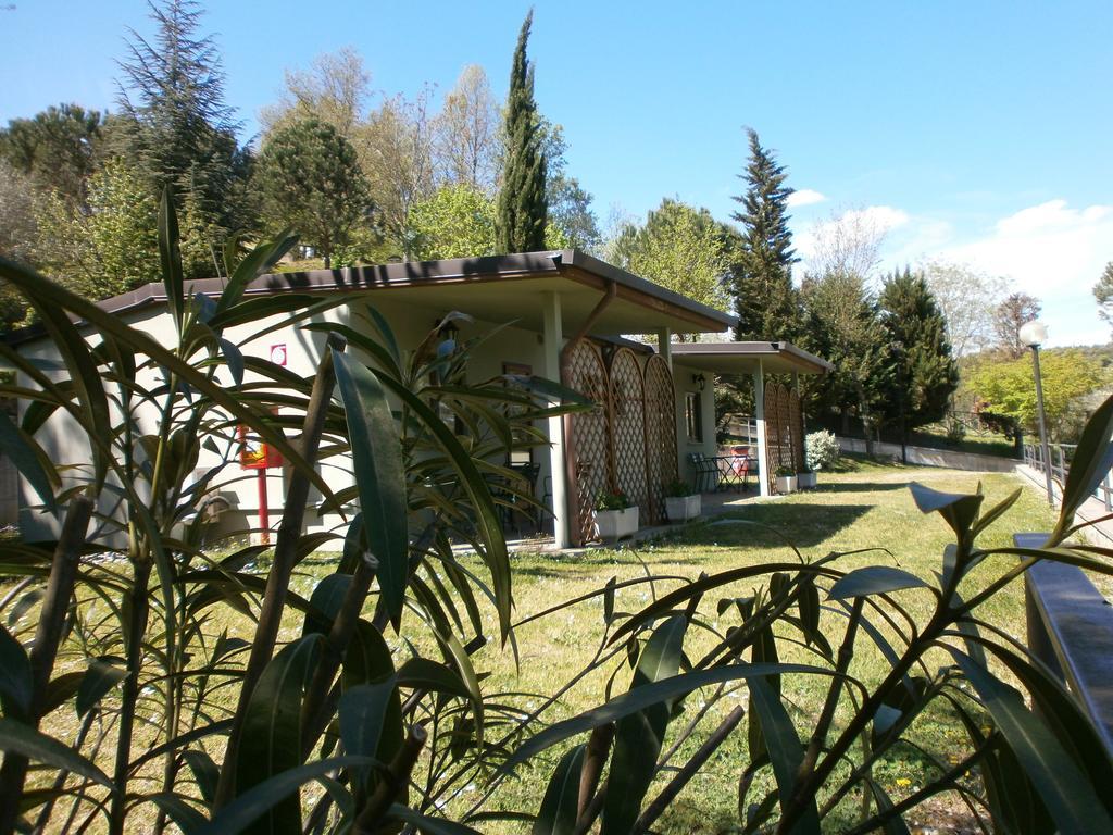 Camping Village Il Poggetto Troghi Екстериор снимка